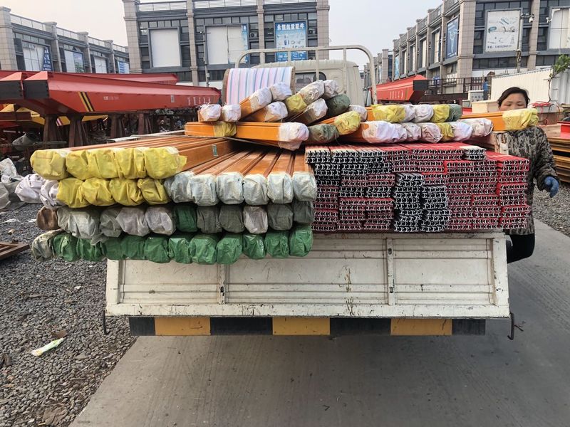 	整車貨整裝待發